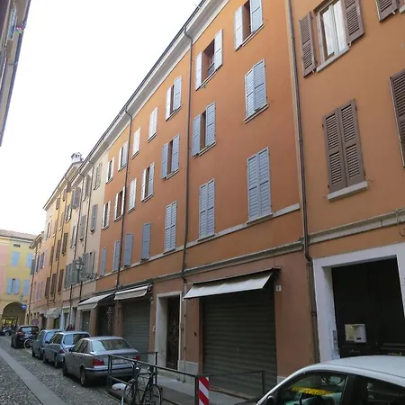 Vendégház La Scarpa Del Duca Modena